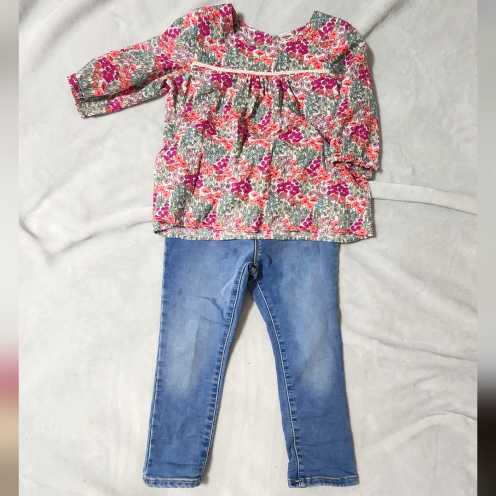 Oshkosh B'gosh and Okie Dokie, size 5 and 5t outfit, shirt and jeans